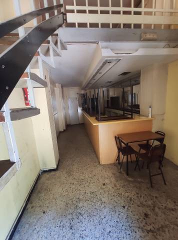 Local comercial en Alquiler en Avenida de la Constitución Española en Gamonal - San Bruno - G9