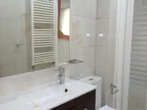 Bathroom of Flat for rent in Gijón   with Heating, Parquet flooring and Furnished