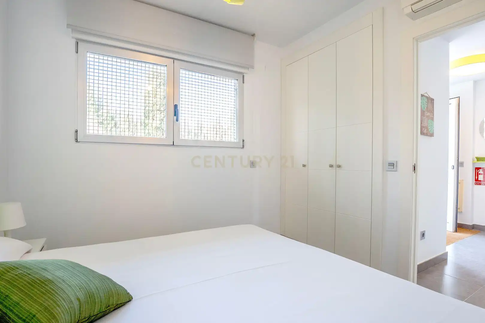 Bedroom of Detached homes for sale in L'Alfàs del Pi  with Air Conditioner, Furnished and Balcony