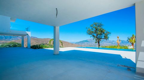 A ESTRENAR VILLA INDEPENDIENTE CON PISCINA PRIVADA INFINITA Y ASCENSOR INTERIOR EN URB.LA MAIRENA Y VISTAS ABIERTAS!!!, immagine 4
