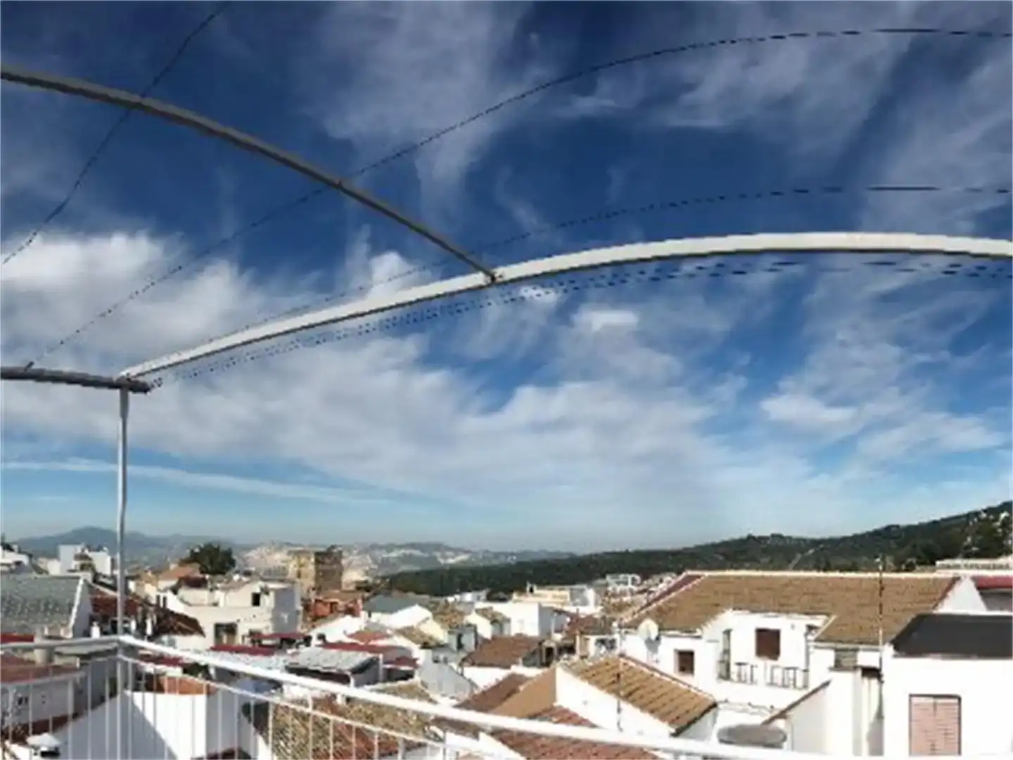 Vista exterior de Casa adosada en venda en Doña Mencía amb Aire condicionat i Balcó