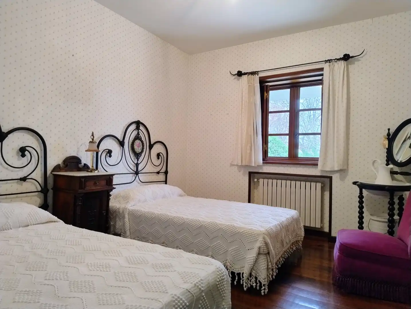 Habitación de Casa o chalet en venta en Lugo con Amueblado