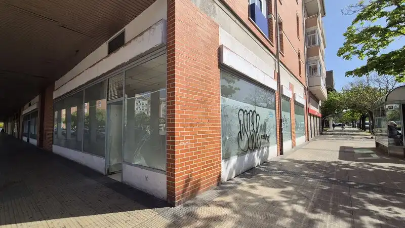 Local en venda en  Pamplona / Iruña