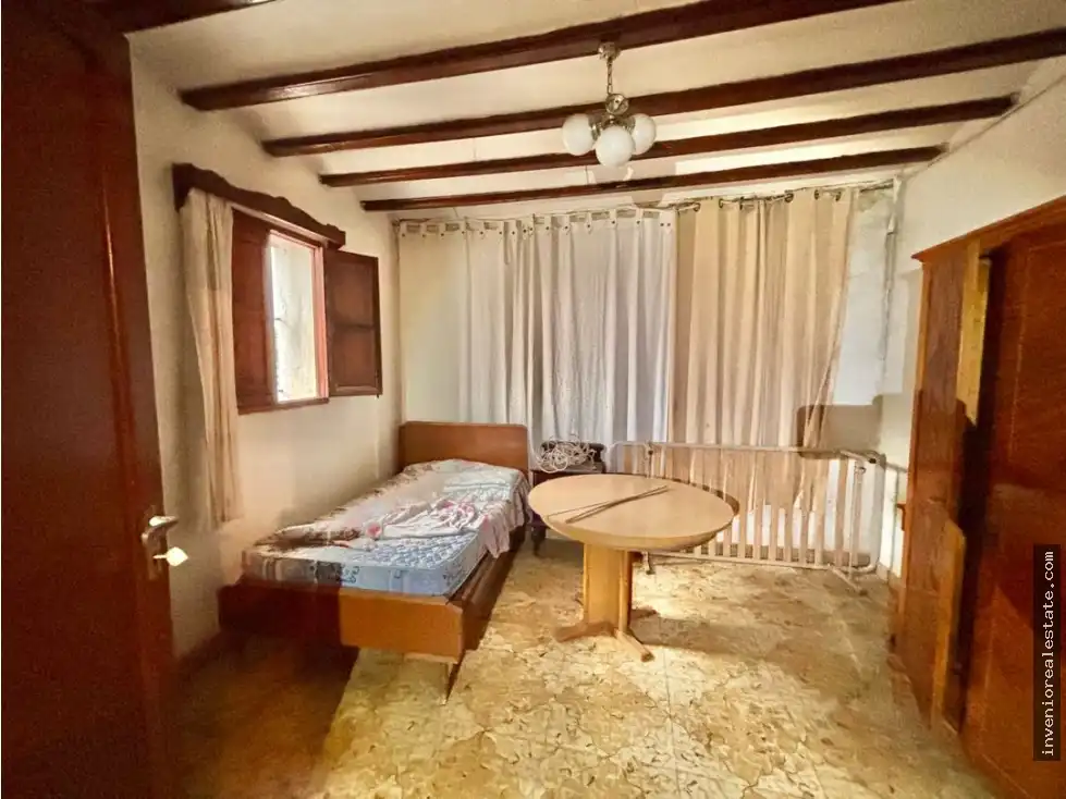 Houses for sale in Estación - Universidad