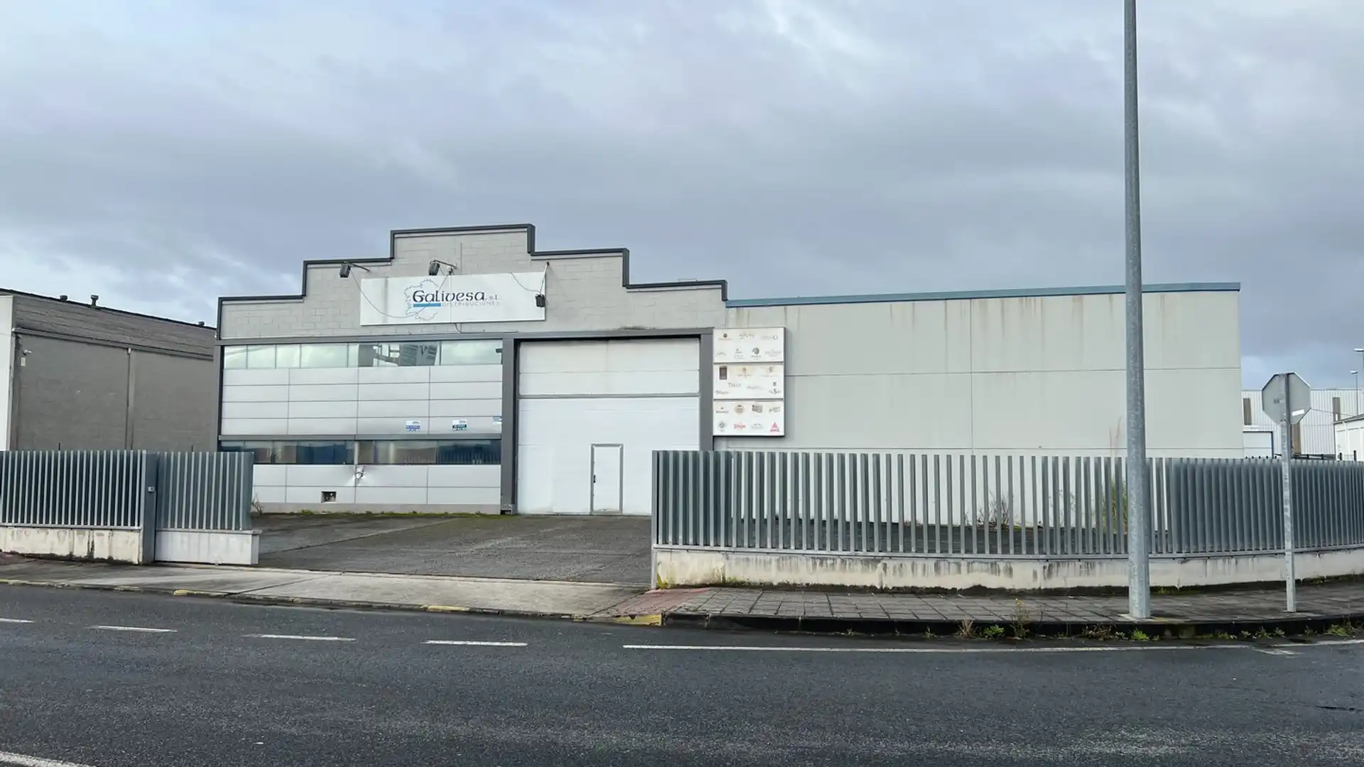 Exterior view of Industrial buildings for rent in Narón