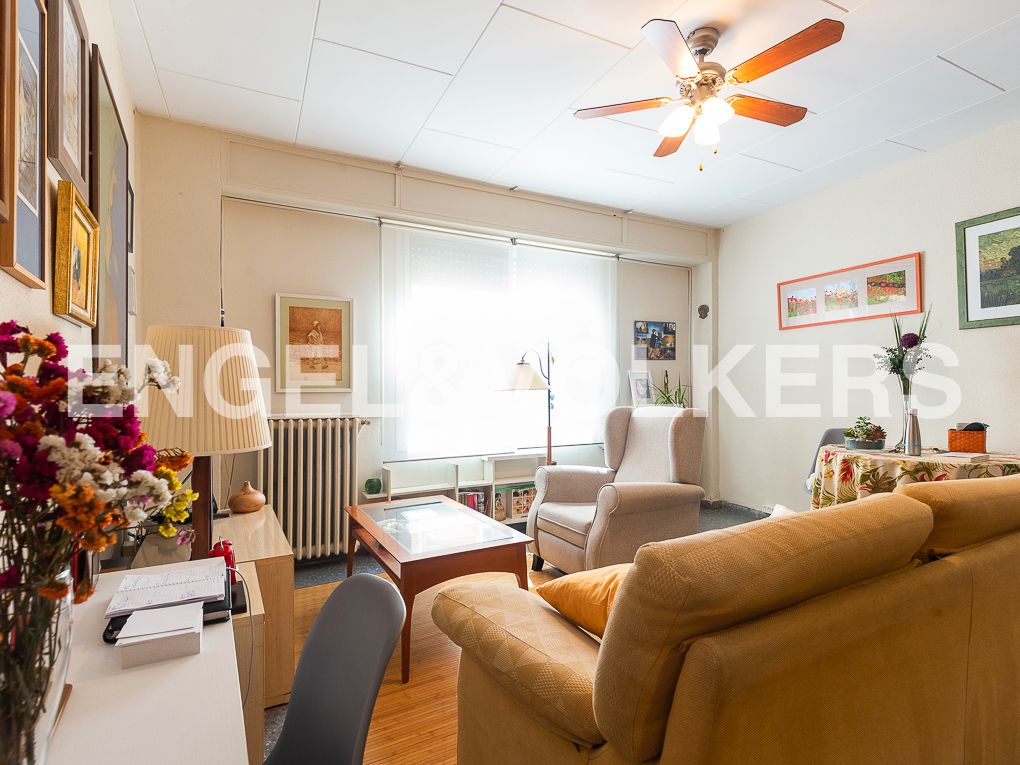 Living room of Single-family semi-detached for sale in Utiel  with Air Conditioner, Heating and Terrace