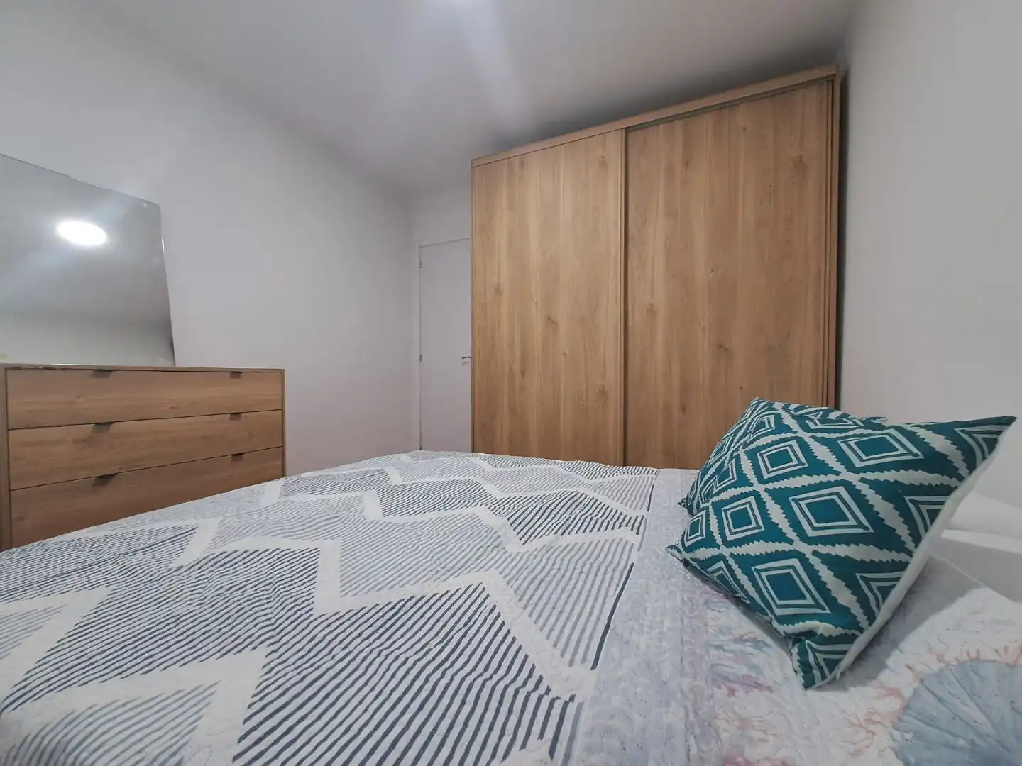 Bedroom of Flat for rent in Avenida Alemania-Italia