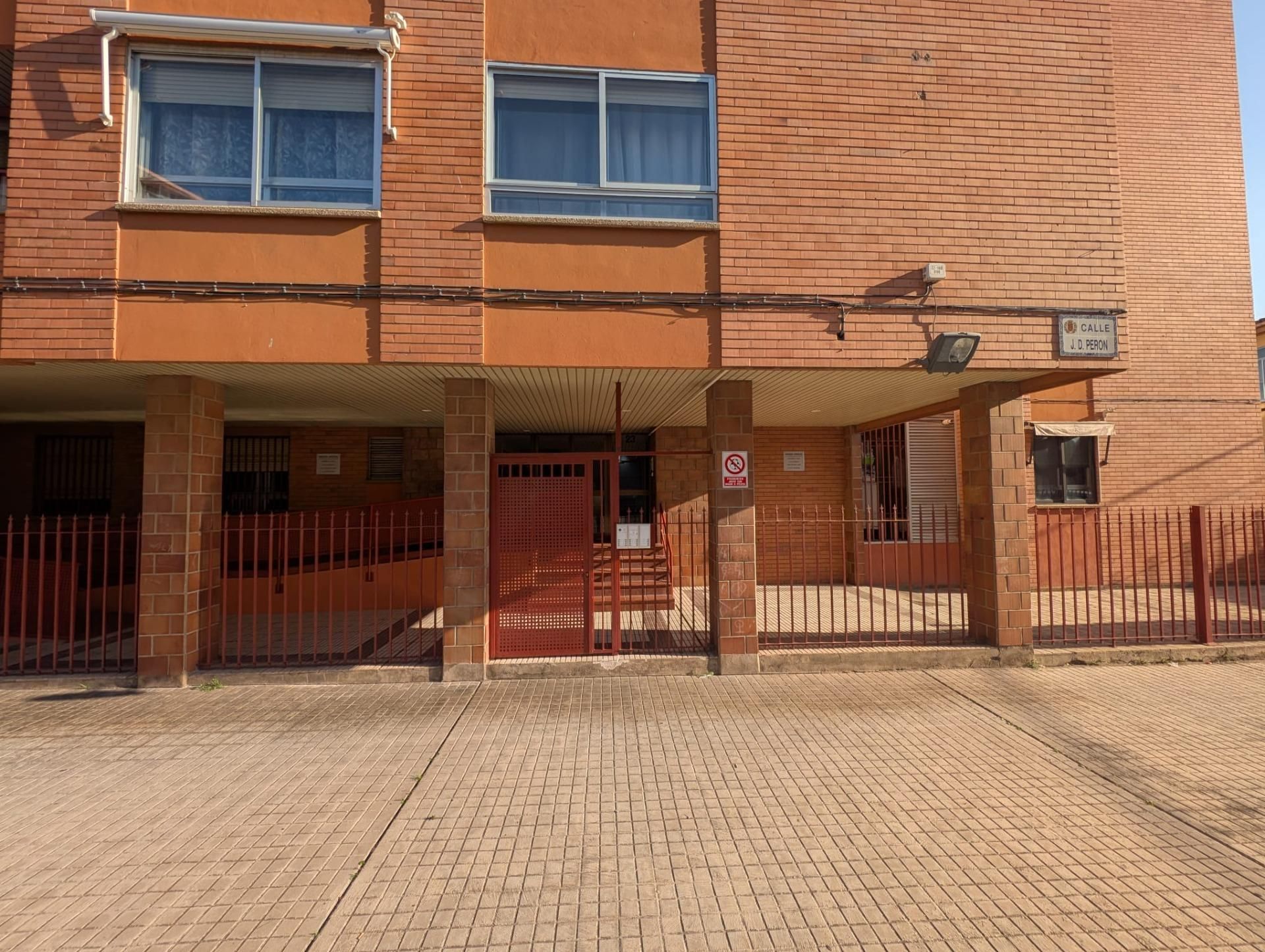 Vista exterior de Pis en venda en  Zaragoza Capital amb Calefacció i Balcó