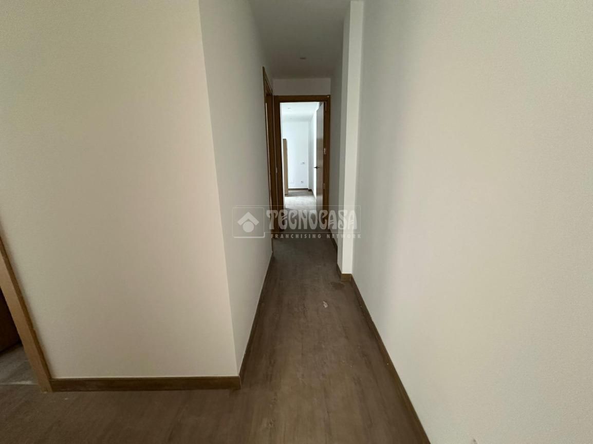 Flat for sale in  Madrid Capital  with Air Conditioner