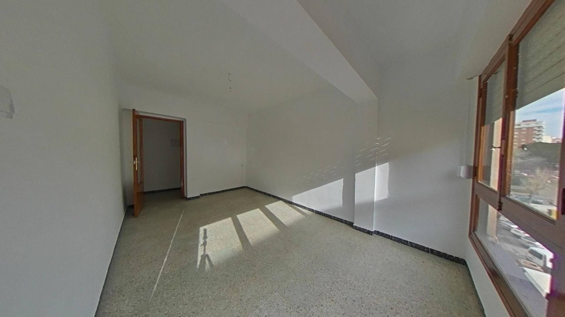 Flat for sale in Plaza de Toros - Avenida Chapí - Trinquete