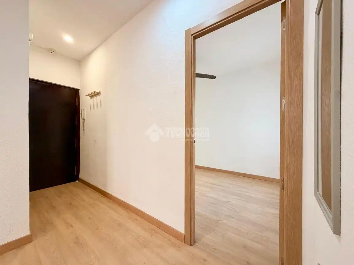 Bedroom of Flat for sale in Sevilla