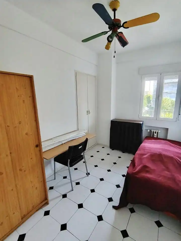 Bedroom of Flat for sale in Madrid  with Air Conditioner, Heating and Parquet flooring