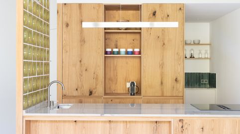 Exclusivo apartamento en planta alta con terraza, trastero y parking opcional en Sant Antoni, imatge 2