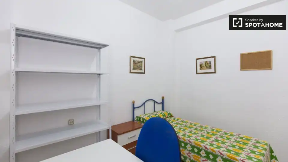 Habitación en Camino de Ronda