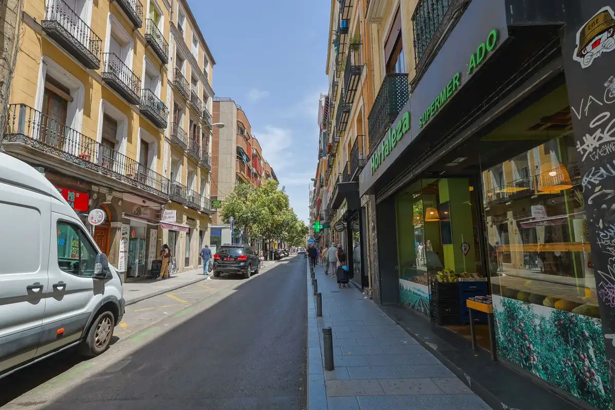 Vista exterior de Dúplex de lloguer en Madrid amb Calefacció i Moblat