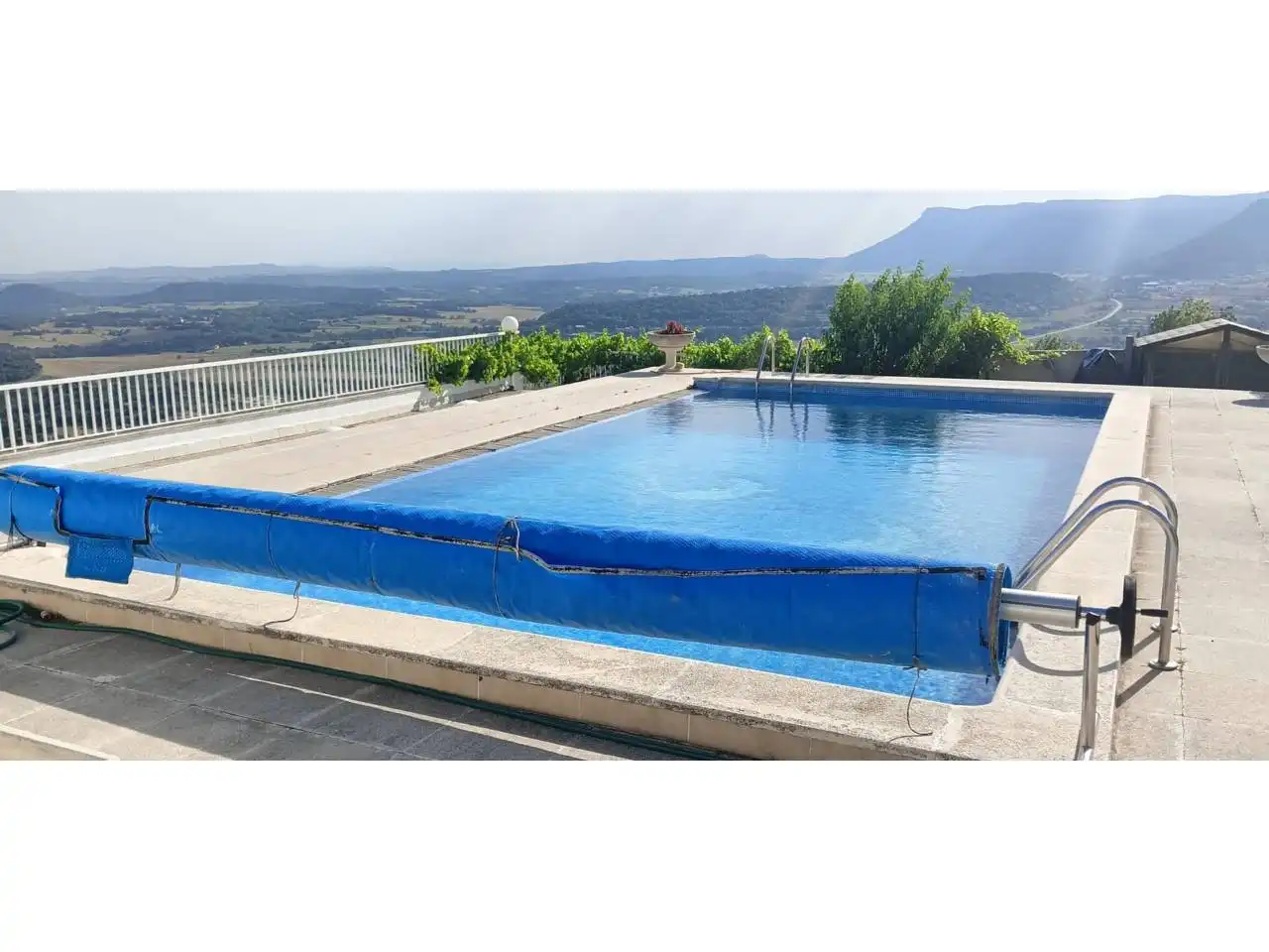 Piscina de Casa o chalet en venta en Berga con Calefacción, Jardín privado y Terraza