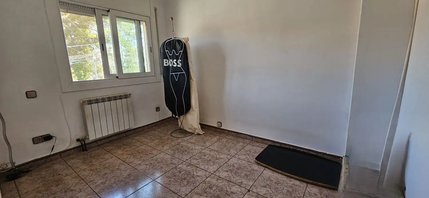 Dormitori de Casa o xalet en venda en Corbera de Llobregat amb Aire condicionat, Calefacció i Jardí privat