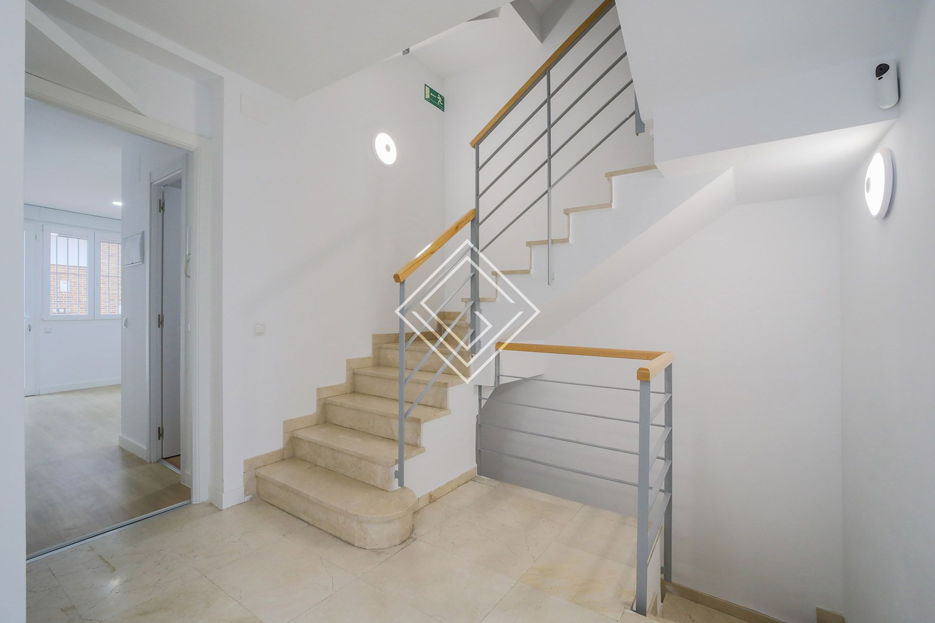 Building for sale in  Madrid Capital