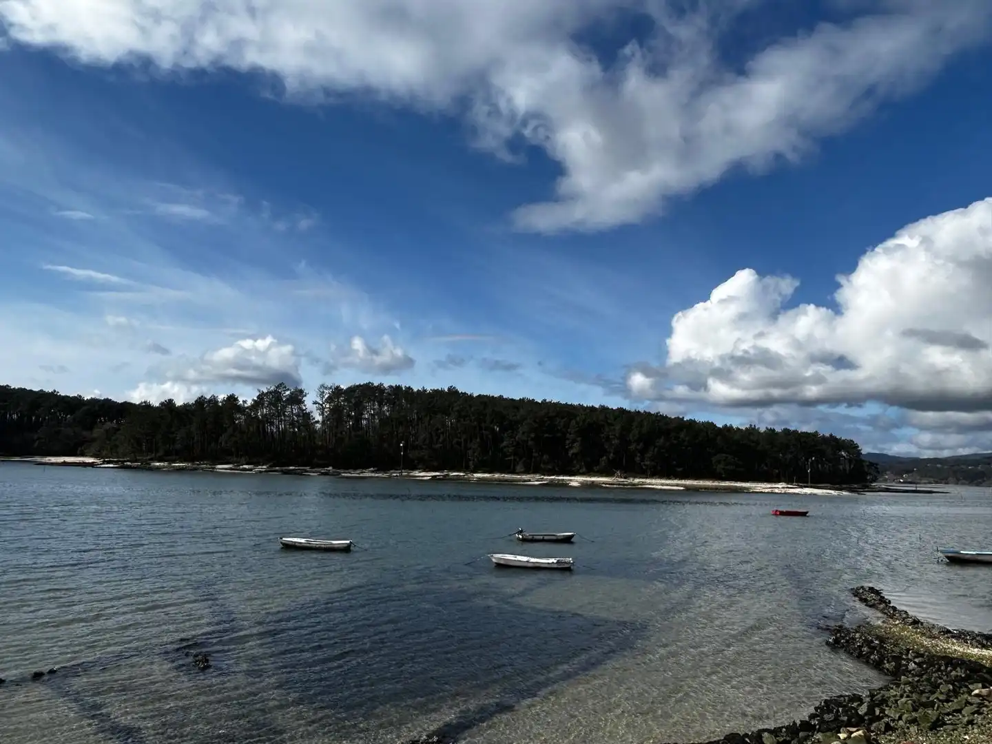 Exterior view of Detached homes for sale in Vilagarcía de Arousa  with Air Conditioner, Heating and Terrace