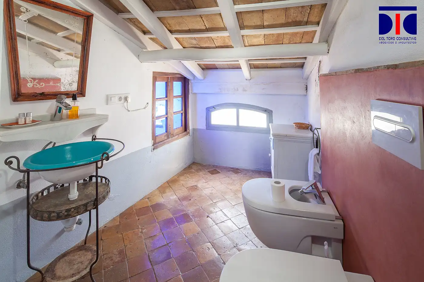 Baño de Finca rústica en venta en Carmona con Aire acondicionado, Calefacción y Jardín privado