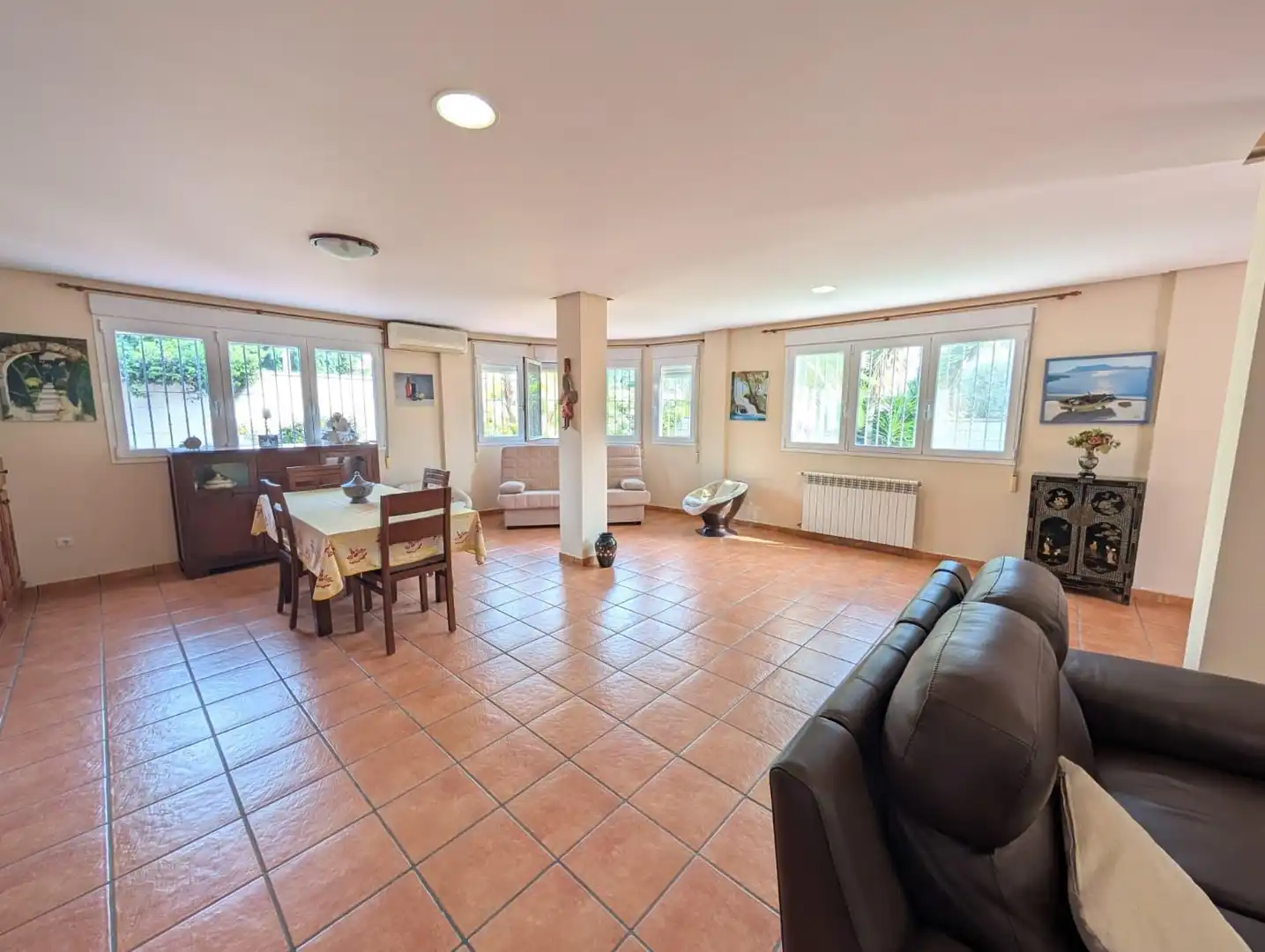 Wohnzimmer von Haus oder Chalet zum Verkauf in Gandia mit Heizung, Privatgarten und Terrasse