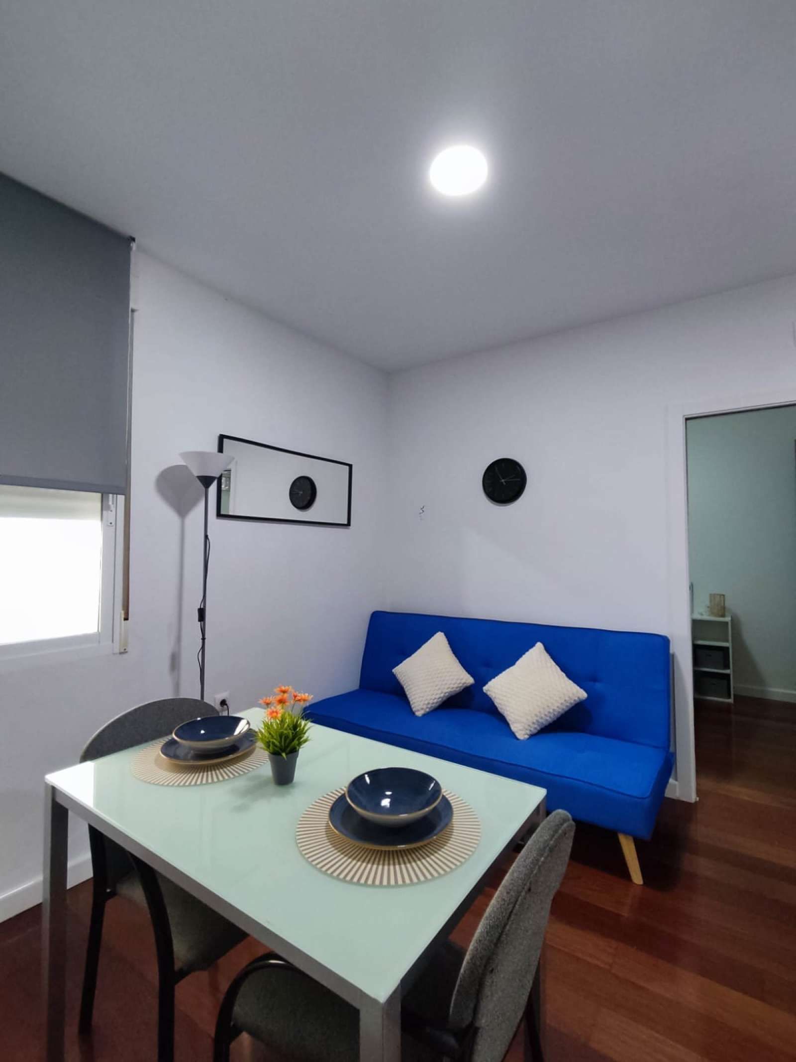 Sala de estar de Estudio para compartir en  Valencia Capital con Aire acondicionado y Terraza