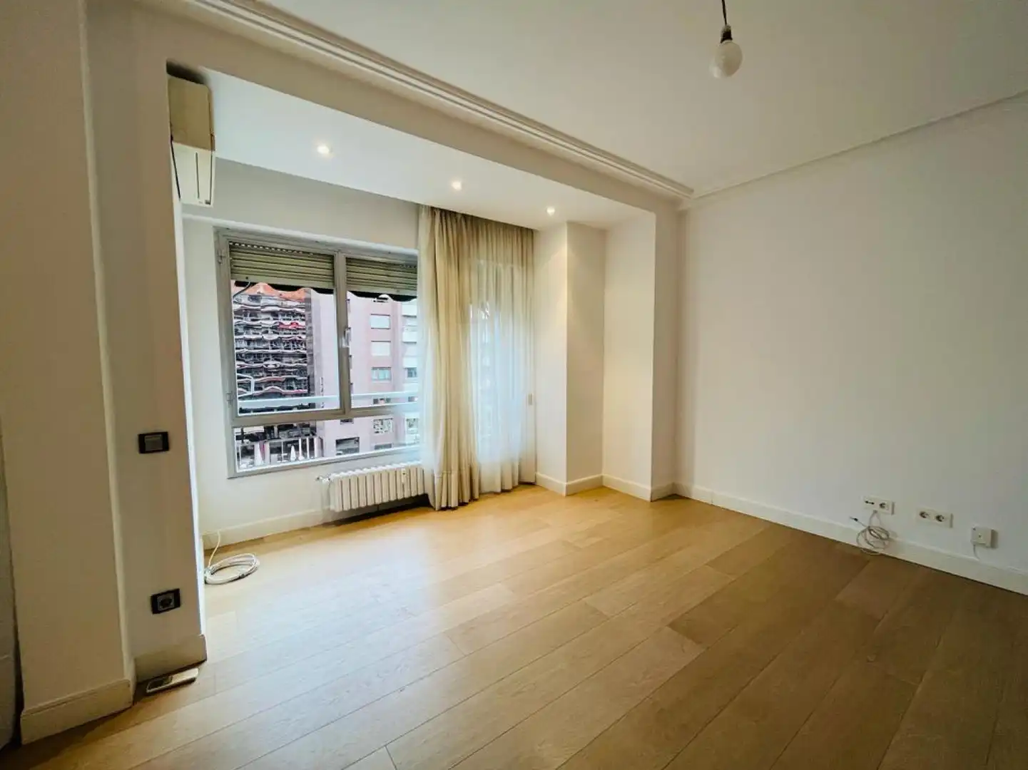 Habitación de Piso de alquiler en  Logroño con Aire acondicionado, Calefacción y Terraza