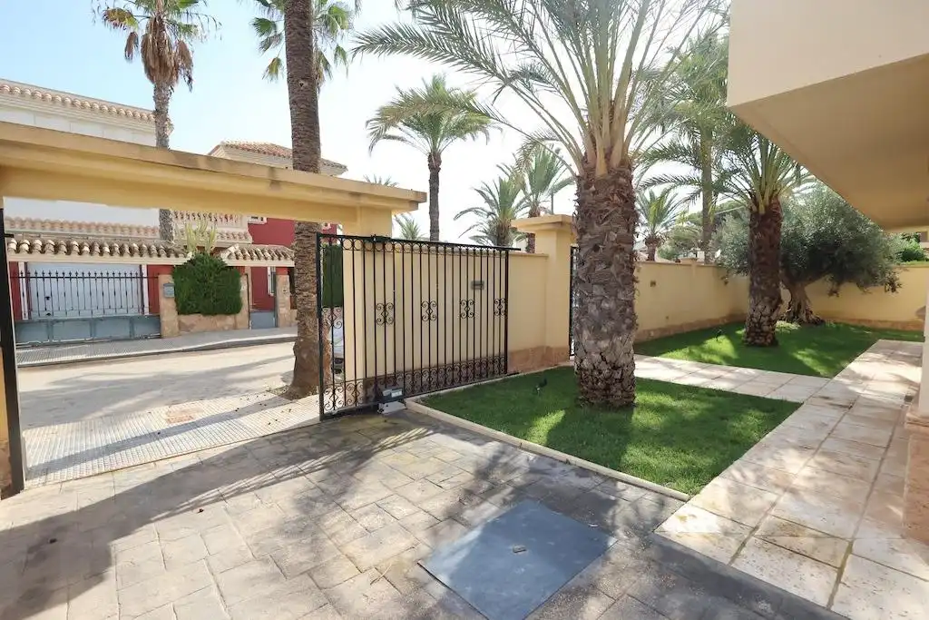 Casa o xalet en venda a Cabo Roig