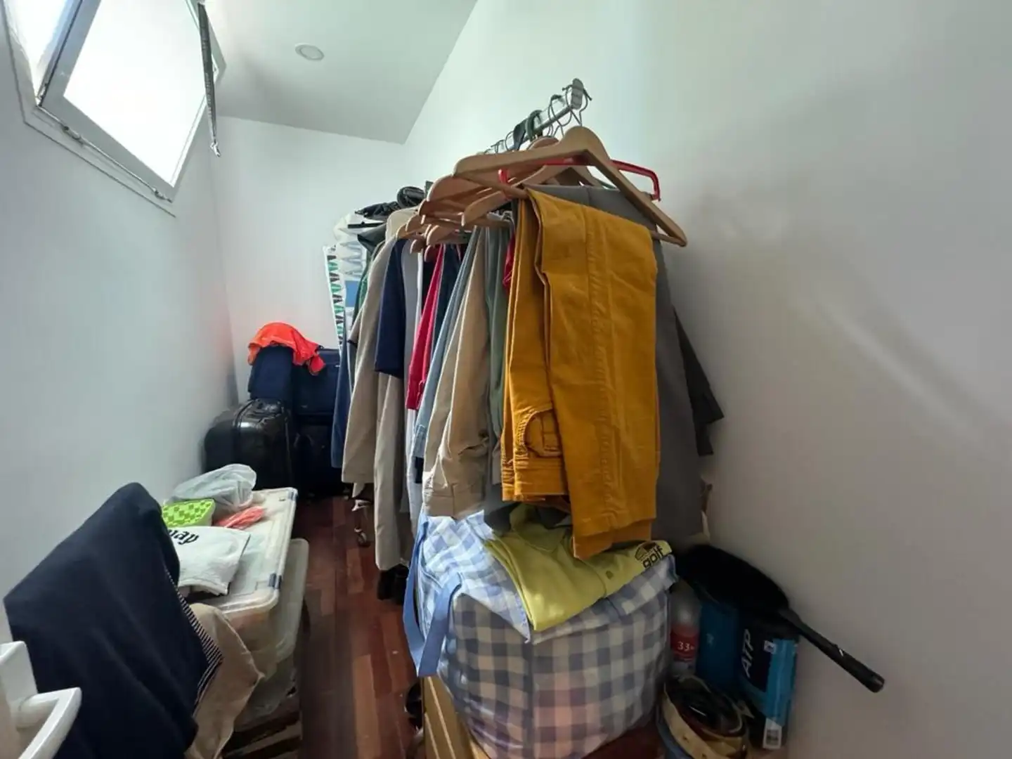 Dormitori de Casa o xalet de lloguer en Benahavís amb Aire condicionat, Terrassa i Moblat