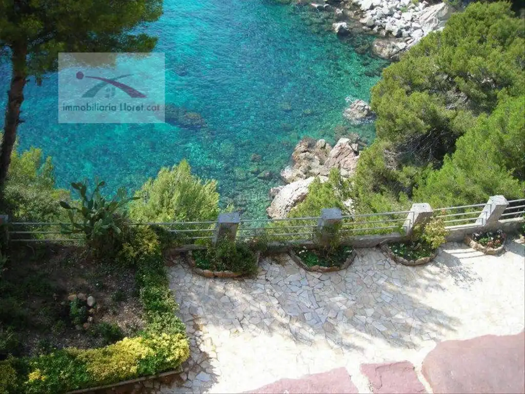 Maison avec piscine à vendre à Canyelles