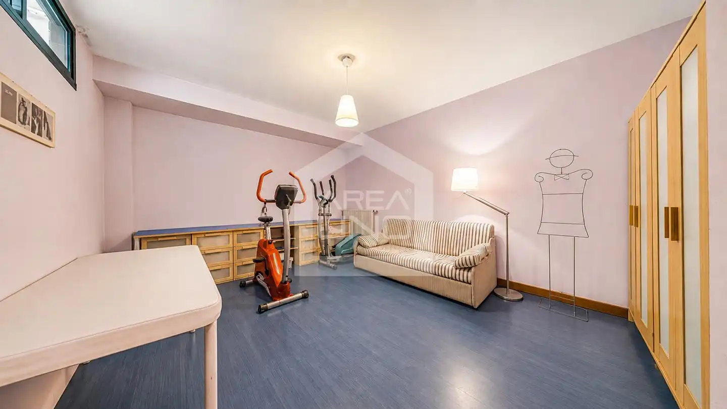 Casa adosada en venda en Alcorcón amb Aire condicionat, Calefacció i Jardí privat