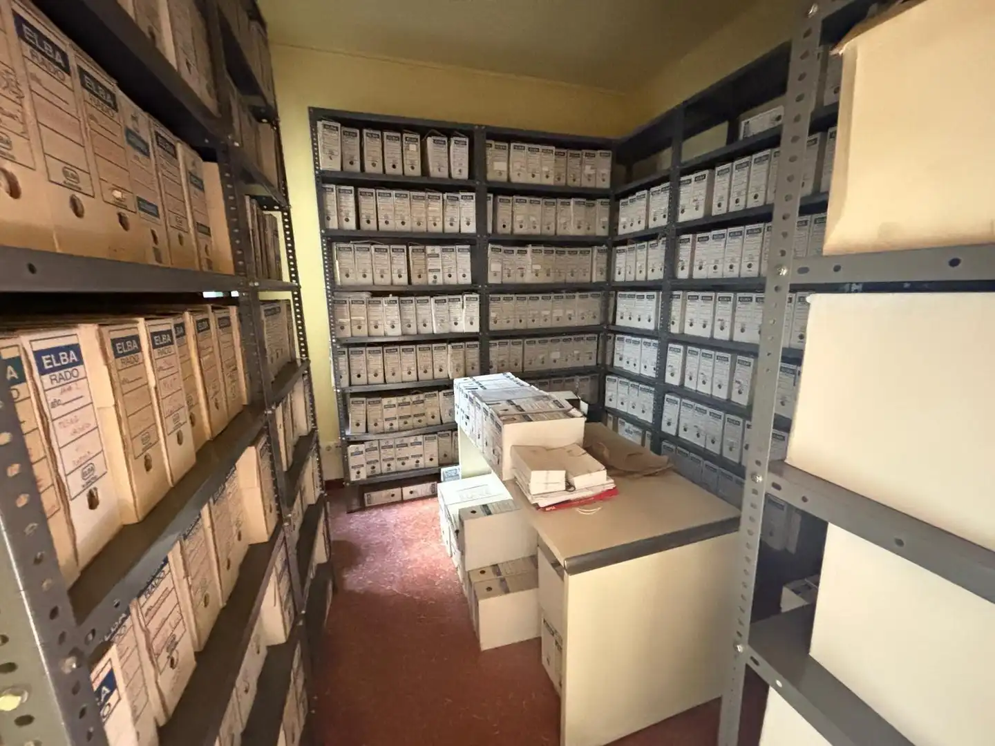 Flat for sale in Girona  with Air Conditioner