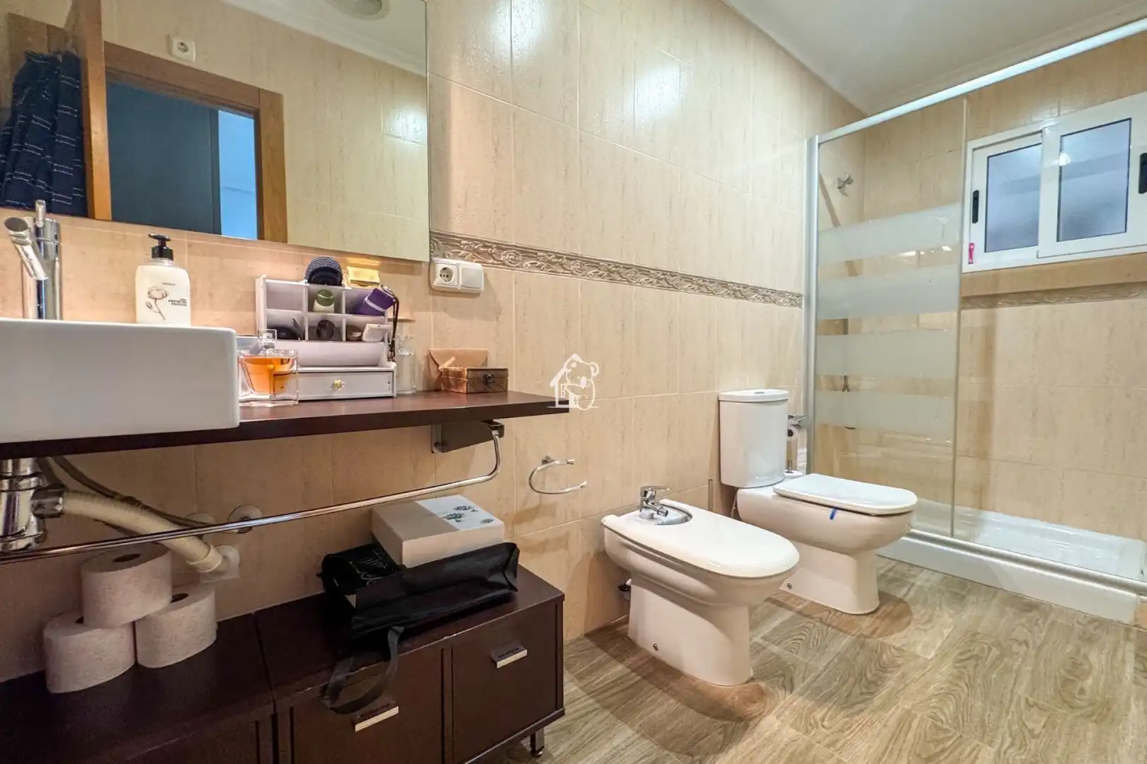 Baño de Apartamento en venta en Elche / Elx con Aire acondicionado, Terraza y Amueblado