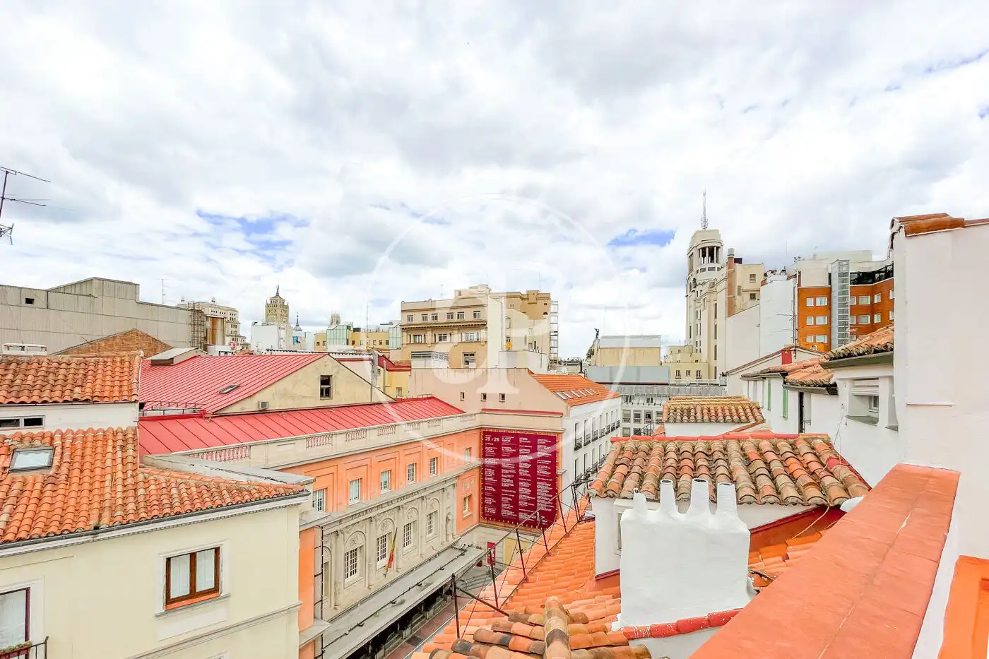Vista exterior de Pis en venda en Madrid amb Aire condicionat, Calefacció i Balcó