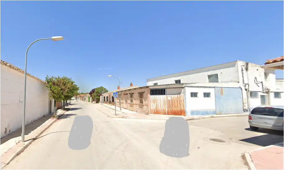 Nau industrial en venda a Lillo, imagen 3
