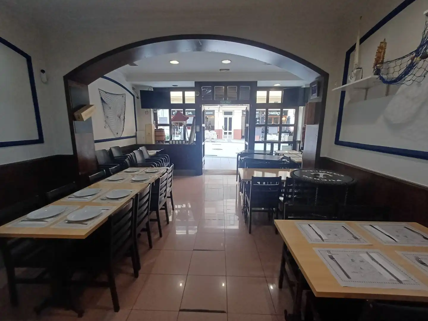 Locale commerciale in cessione a Centro - Juan Flórez - Plaza Pontevedra