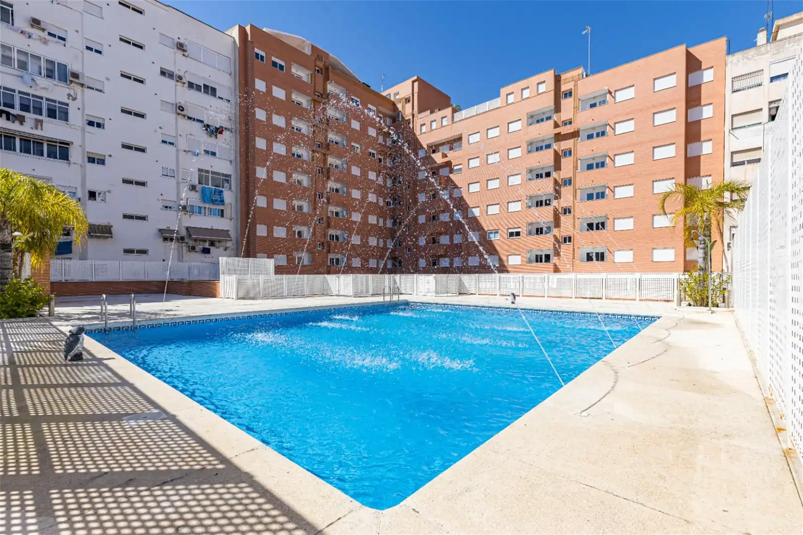 Piso en venta en Avenida Reina Victoria Eugenia, 2, Alameda
