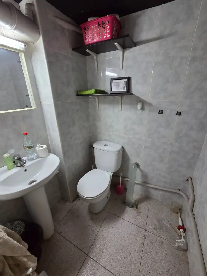 Local comercial en venta en Carrer de Guardiola, imagen 9