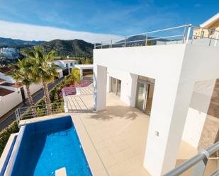 Swimming pool of House or chalet for sale in Benahavís  with Air Conditioner, Private garden and Terrace