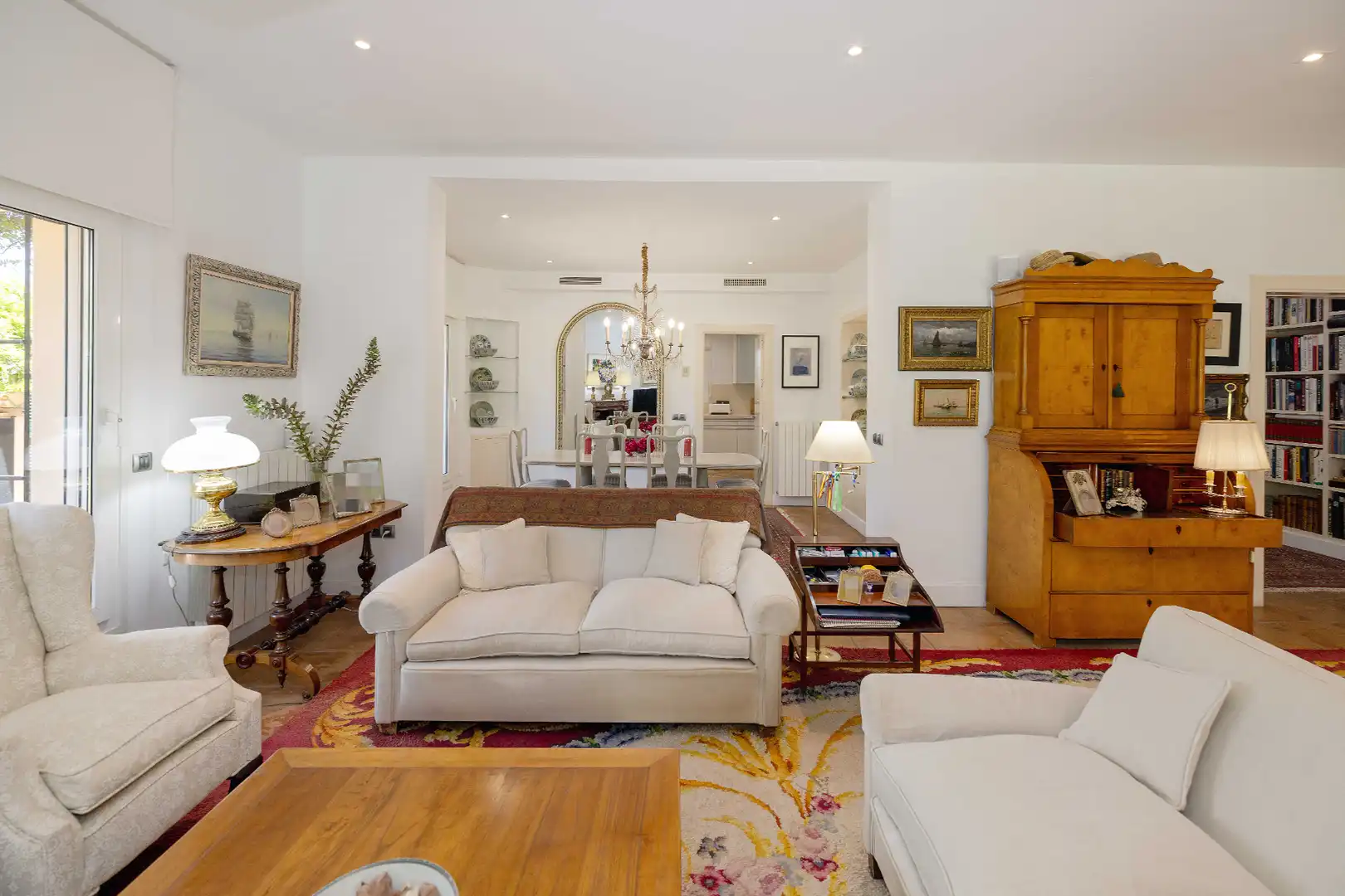 Sala d'estar de Casa o xalet en venda en Málaga amb Aire condicionat, Calefacció i Jardí privat
