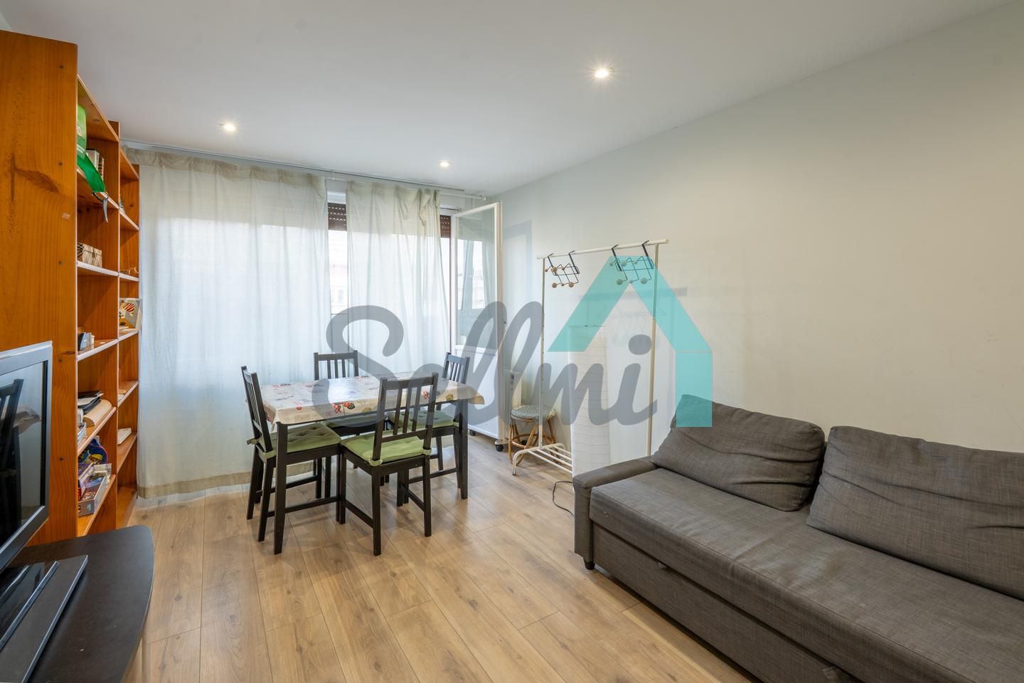 Bedroom of Flat to rent in Gijón   with Heating, Terrace and Furnished
