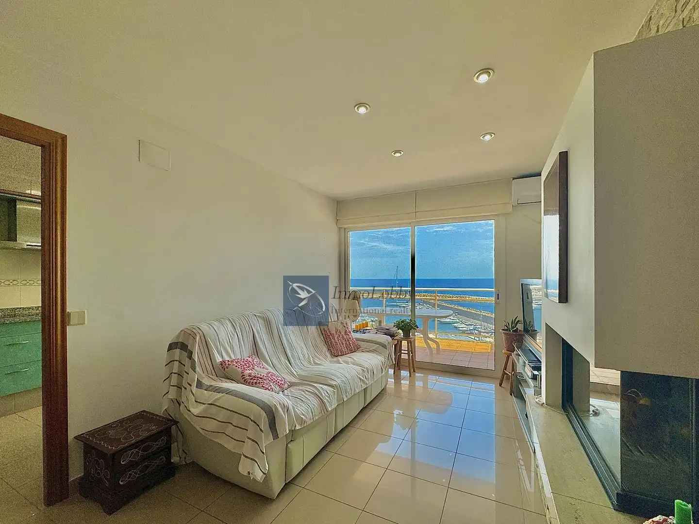Sala de estar de Ático en venta en Palamós con Aire acondicionado, Calefacción y Terraza