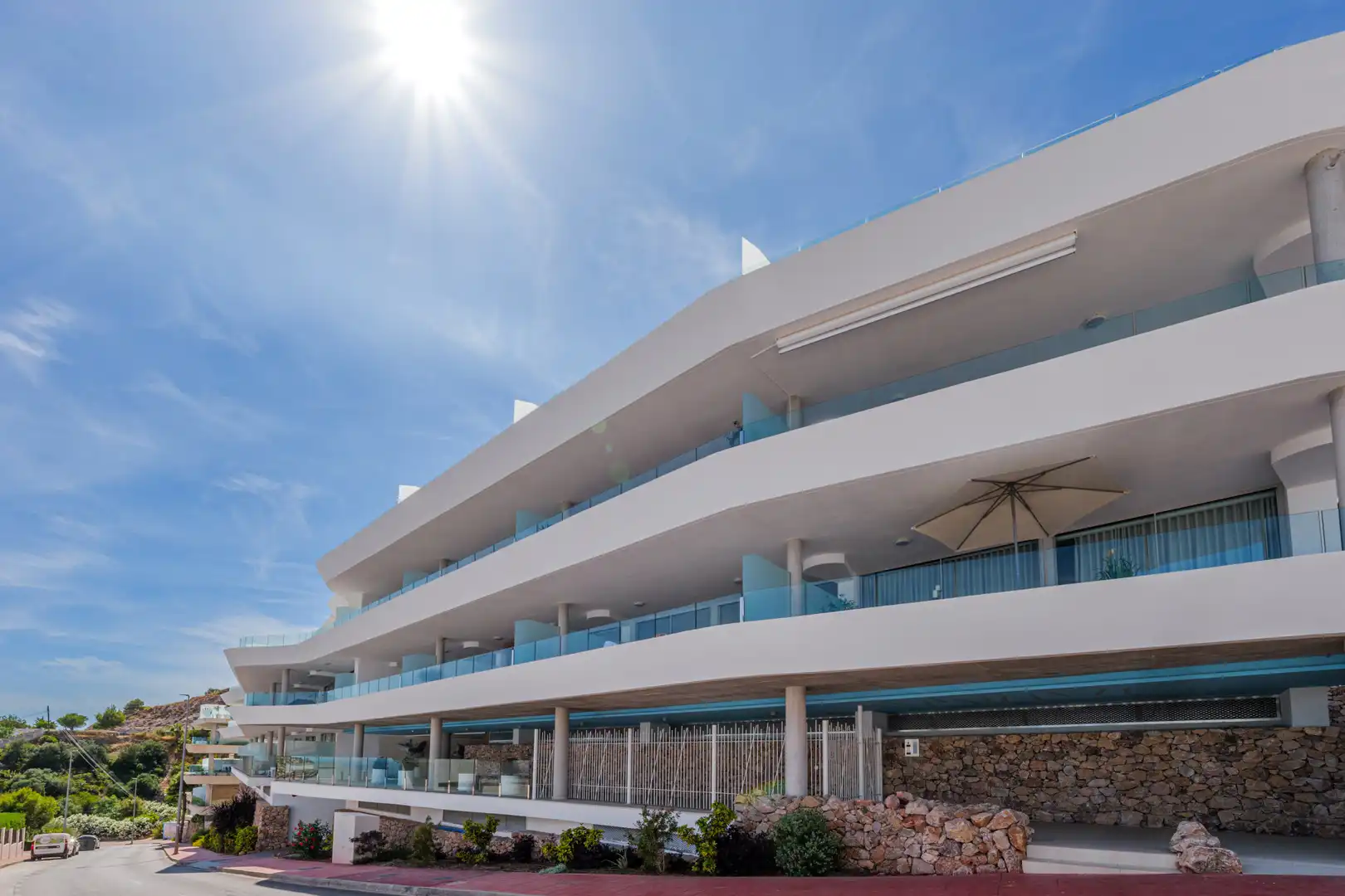 Vista exterior de Àtic en venda en Benalmádena amb Aire condicionat, Terrassa i Piscina