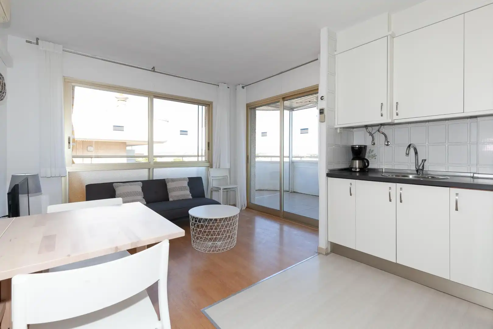 Apartamento en venta en de Carles Buïgas, Mar i Camp - Platja dels Capellans