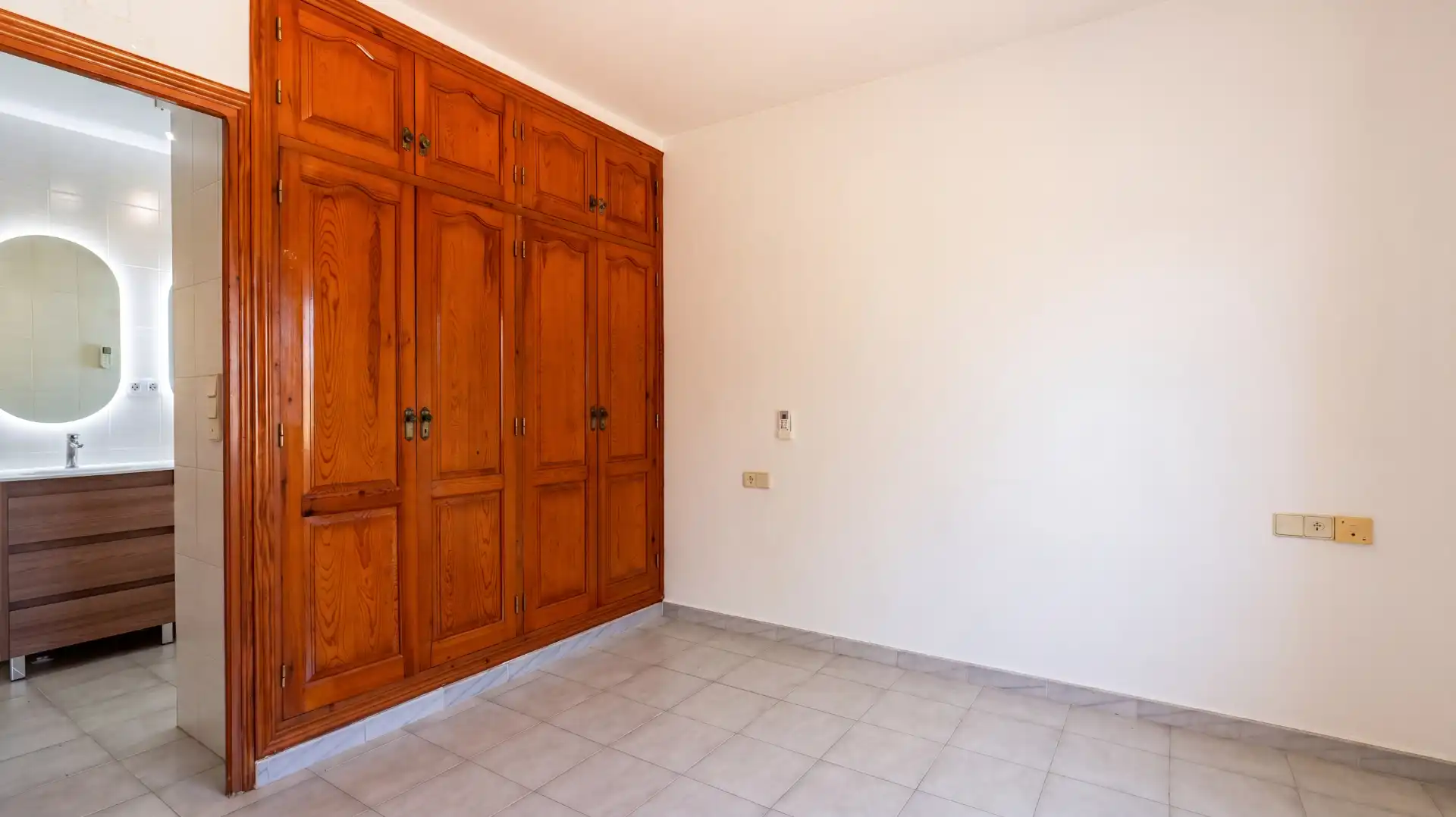 Casa o xalet de lloguer en Els Poblets amb Aire condicionat, Jardí privat i Terrassa