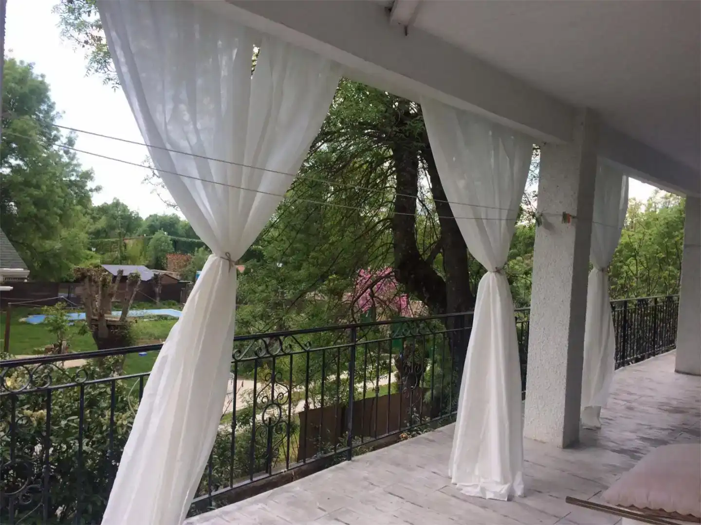Terrassa de Casa o xalet en venda en El Escorial amb Jardí privat, Traster i Piscina