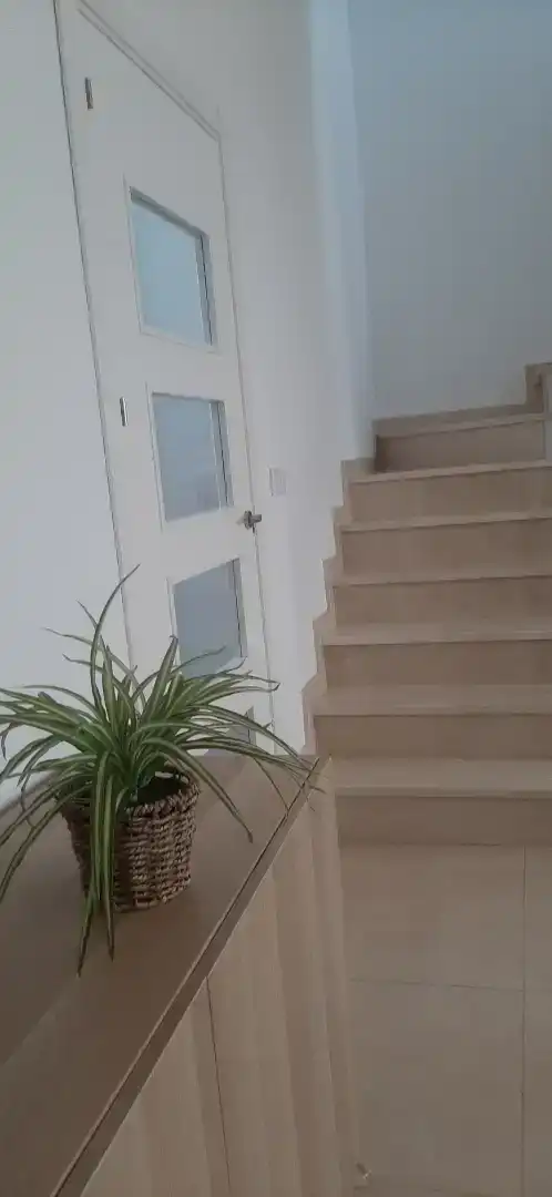 Casa adosada en venda en Camas amb Forn