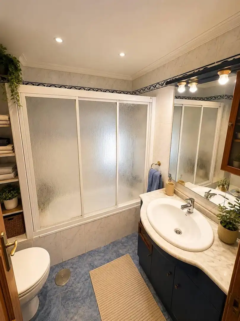 Baño de Ático en venta en Alicante / Alacant con Aire acondicionado, Calefacción y Terraza