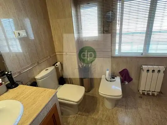 Flat with lift for sale in Casco Antiguo, imagen 32
