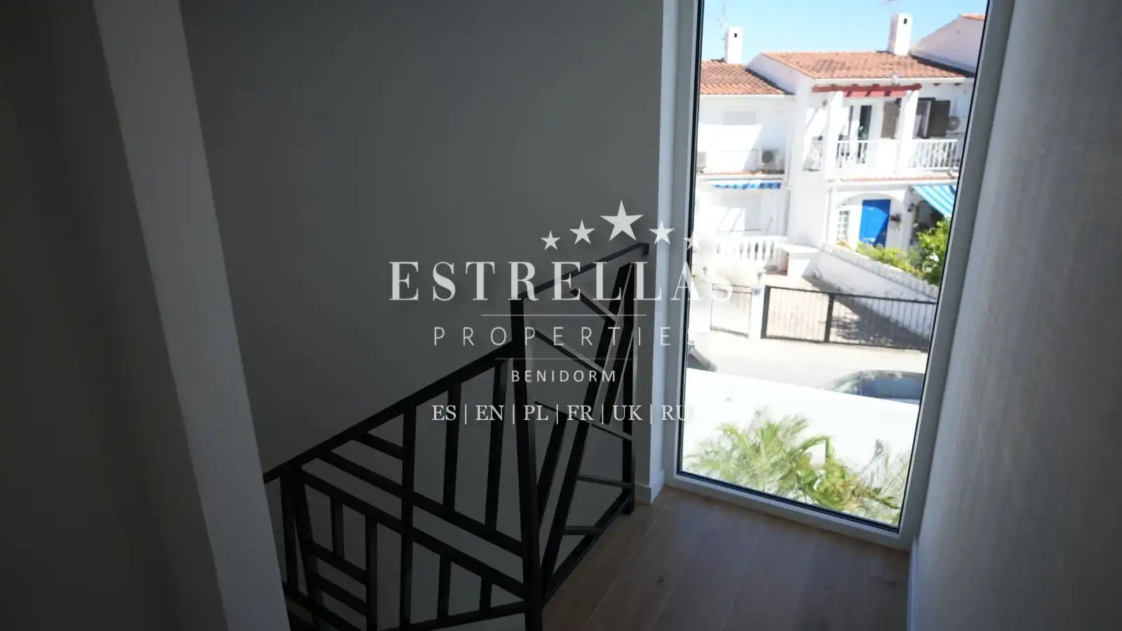 Habitación de Casa o chalet en venta en La Nucia con Aire acondicionado, Calefacción y Jardín privado